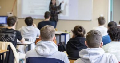 Nombre d'élèves, de profs... : les chiffres-clés de la rentrée scolaire 2025