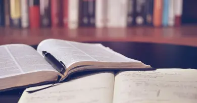 education,school,learning,student,teacher,classroom,university,books,knowledge,study