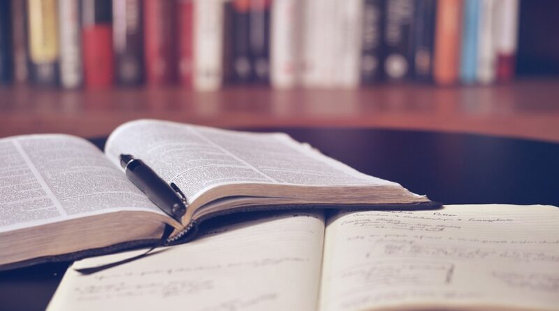 education,school,learning,student,teacher,classroom,university,books,knowledge,study