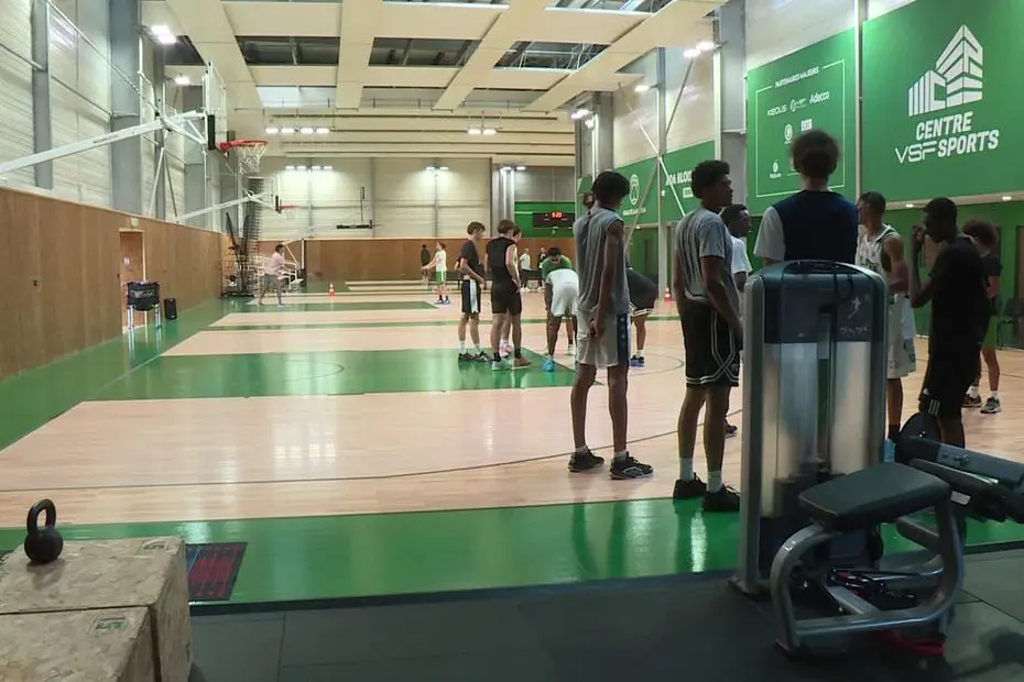 "On découvre, c’est excitant" : le centre de performance de l’ADA Blois Basket accueille ses premiers jeunes basketteurs