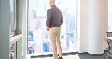 "On m'appelle quand tout déraille ou qu'il faut licencier des gens" : ce manager de transition révèle son salaire XXL