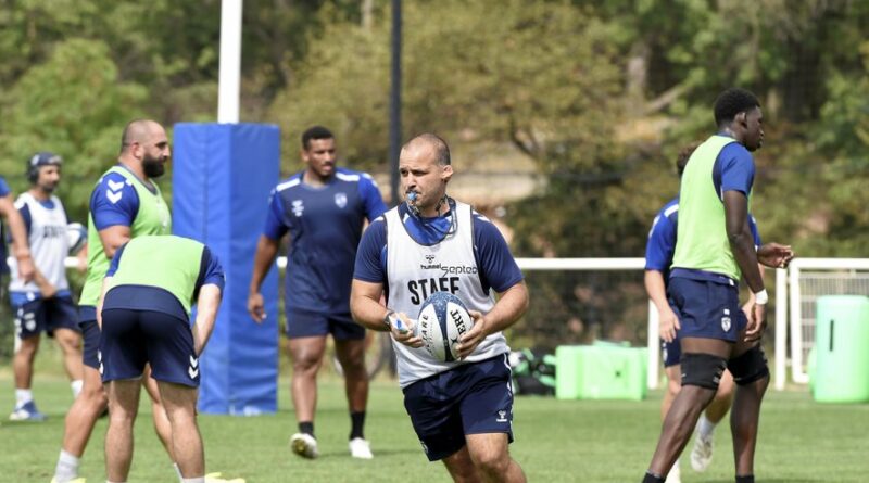 "On n’a pas l’objectif de finir 9e", "On a créé de la concurrence" : le manager du MHR Joan Caudullo fait le point avant d’affronter l’Usap