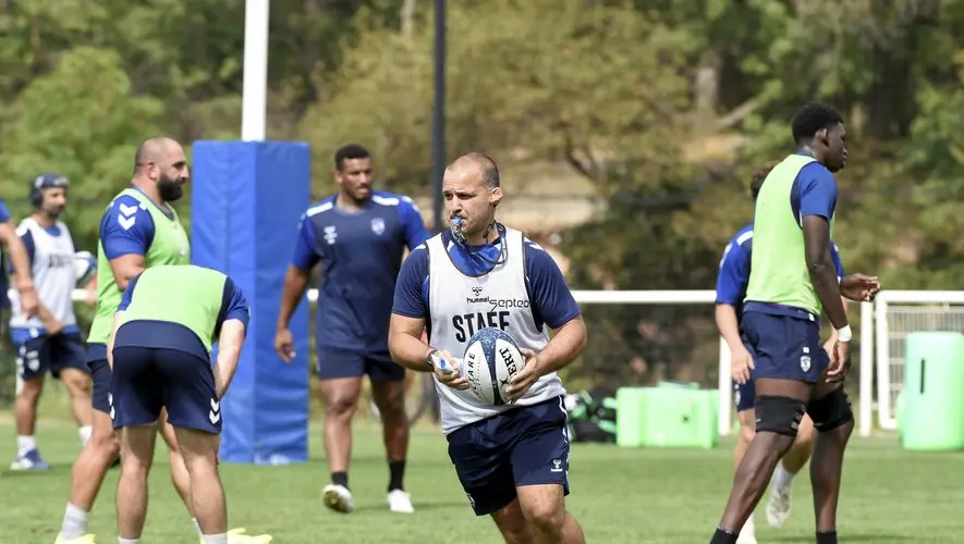 "On n’a pas l’objectif de finir 9e", "On a créé de la concurrence" : le manager du MHR Joan Caudullo fait le point avant d’affronter l’Usap