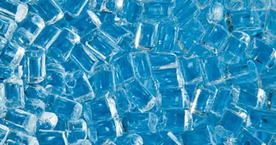 Orientation de fibres discontinues dans la mise en forme de pièces en thermoplastiques