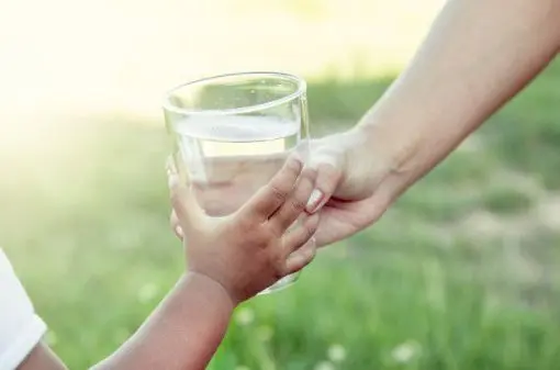 PFAS : restrictions de consommation d’eau dans certaines communes des Ardennes et de la Meuse