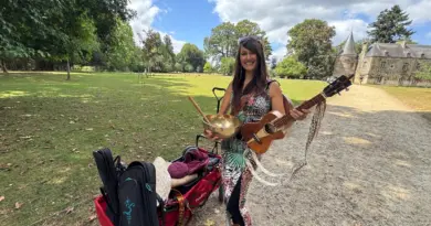 Parc de Branféré. L'étonnante réaction des singes Siamang devant la gagnante du concours musical - Les Infos du Pays Gallo