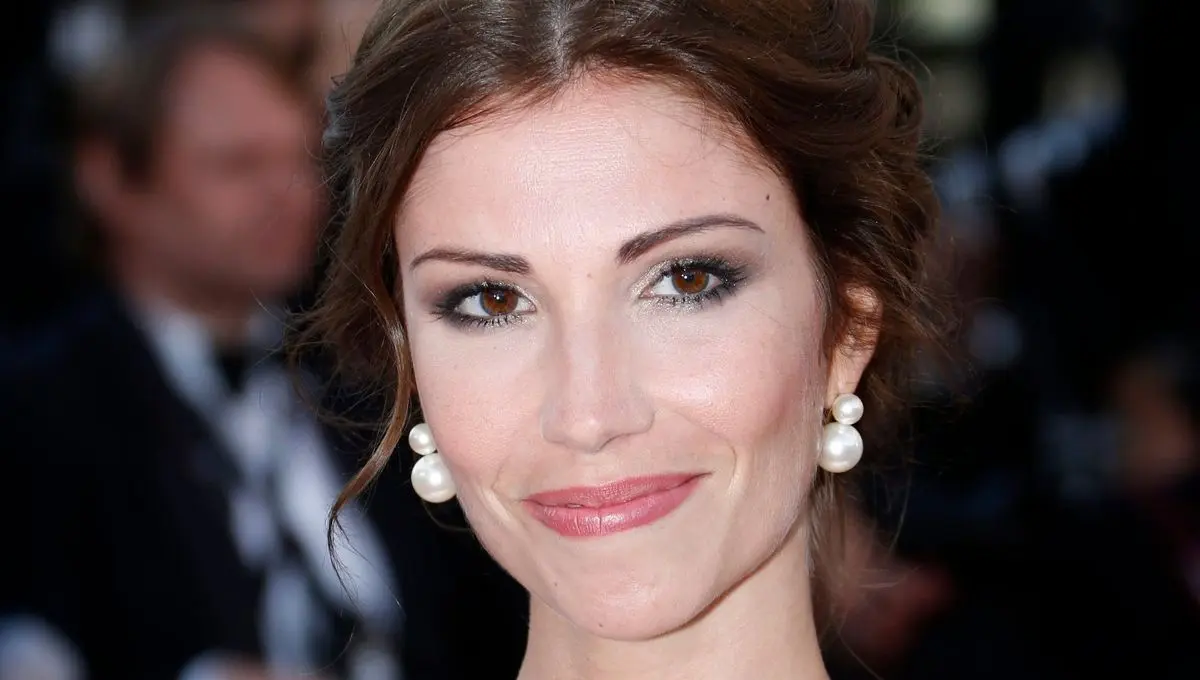 Paris : l'ex-Miss France Alexandra Rosenfeld accuse son ancien compagnon Jean Imbert de violences - ici