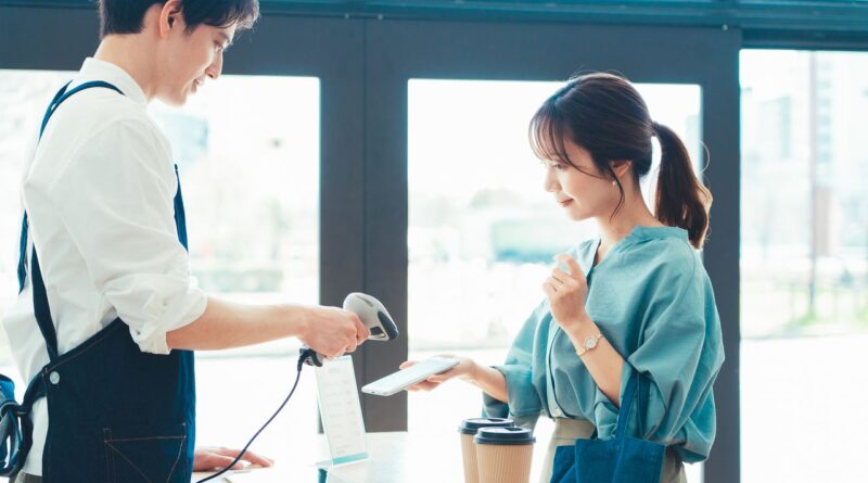 Payer avec le code-barres et le code QR : avantages et inconvénients pour les Japonais