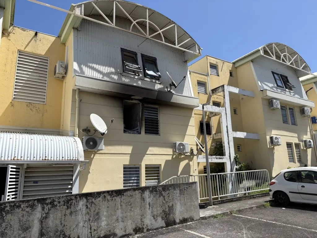 Petit-Bourg : trois morts dans un incendie criminel, le suspect est l'ex-conjoint