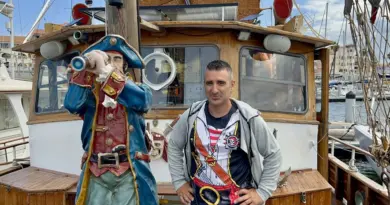 Pirates, à l’abordage ! Un navire jette l’ancre à Port-Leucate