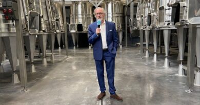 Plus Belle la Vigne à la pointe de la technologie avec Laurent Ponsot - ici