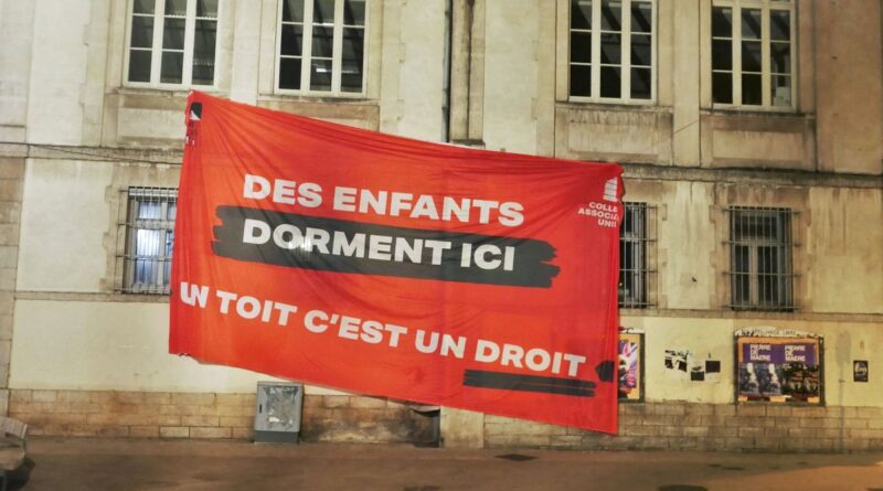 Plus de 2.000 enfants sont restés sans hébergement d'urgence après un appel au 115 dans la nuit du 18 au 19 août - ici