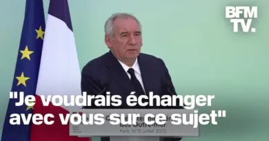 Podcast de François Bayrou: les personnalités politiques plébiscitent de plus en plus les podcasts et vidéos Youtube pour s’adresser à leurs électeurs