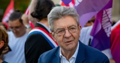 Politique. Jean-Luc Mélenchon appelle à la censure de François Bayrou et soutient le mouvement de blocage du 10 septembre