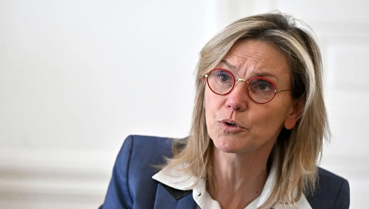 Pollution plastique : "Je suis déçue et en colère", réagit la ministre de la Transition écologique