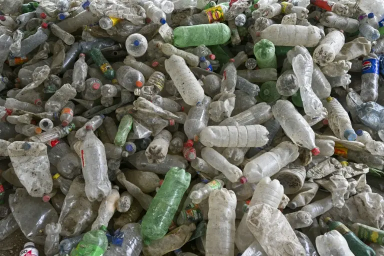 Pollution plastique: "les heures cruciales" s'égrènent sans accord en vue