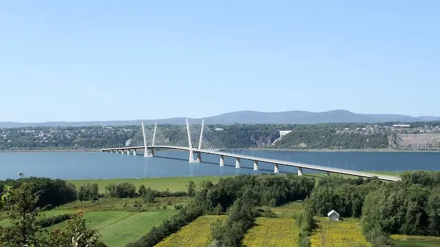 Pont de l’Île-d’Orléans : un chantier sous haute surveillance écologique