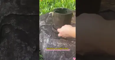 Portable outdoor barbecue grill