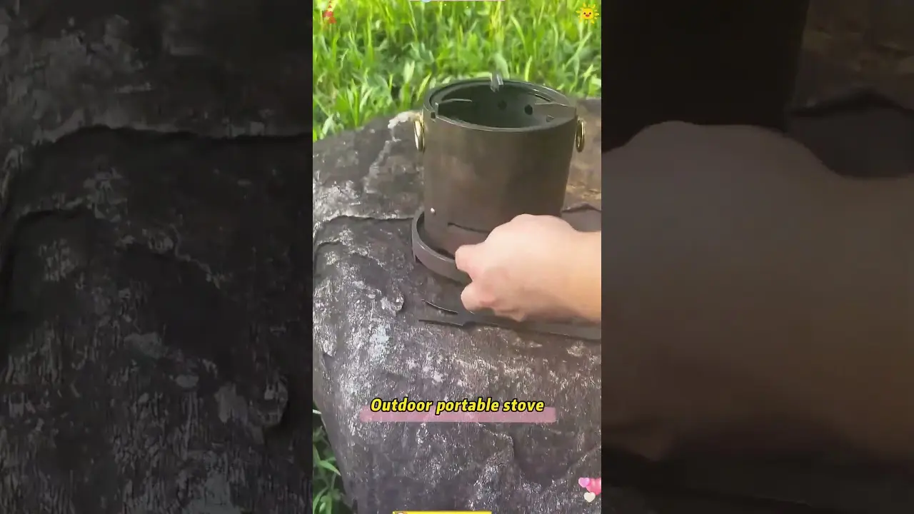 Portable outdoor barbecue grill