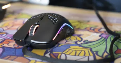 Pour une bonne souris à prix abordable, privilégiez...