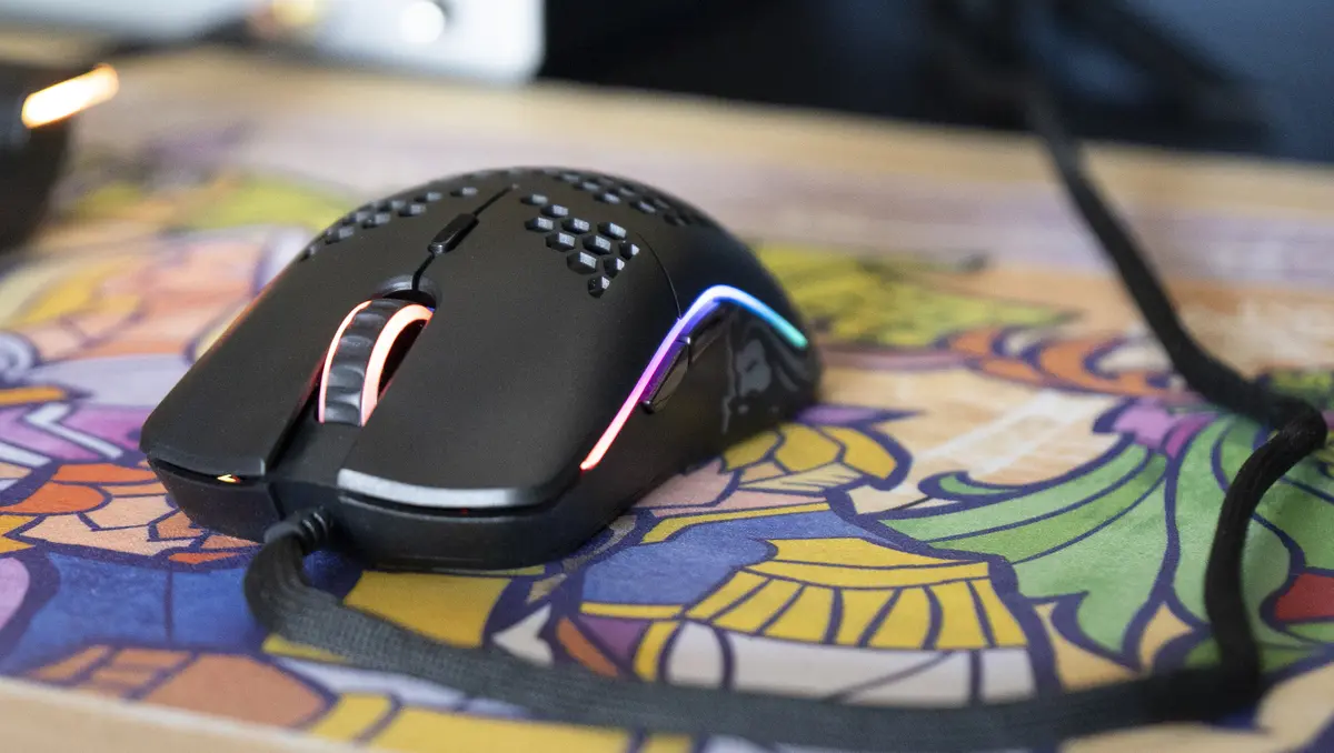 Pour une bonne souris à prix abordable, privilégiez...