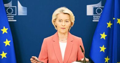 « Poutine doit venir à la table des négociations », affirme Von der Leyen après un entretien avec Trump
