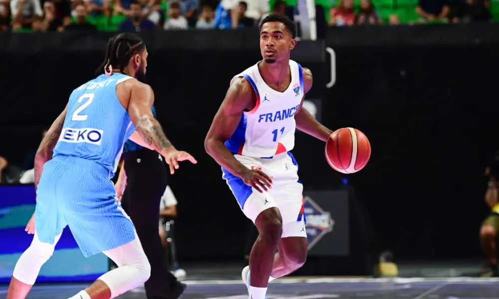 Préparation EuroBasket 2025 (H) Les Bleus renversent la Grèce et terminent invaincus