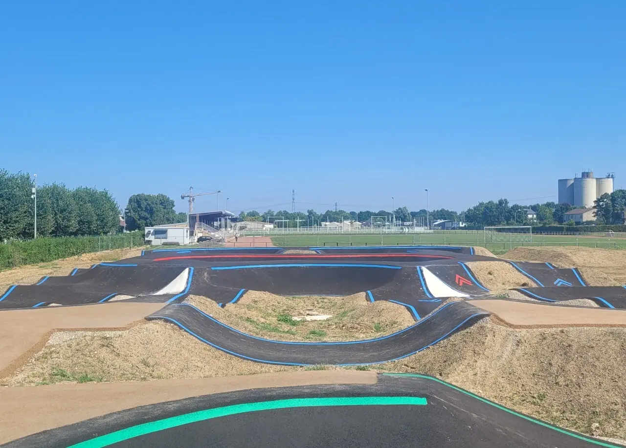 Près de Melun : construit pendant l'été, ce pumptrack très attendu est enfin ouvert au public