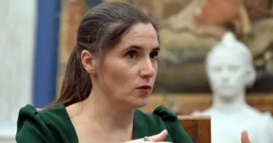 Prière de patienter, le cloître est fermé : "pas de risque d’éboulement, mais il faut le préserver des incendies comme la cathédrale de Cahors"