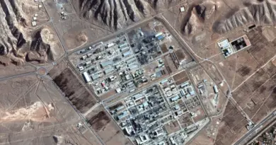 Programme nucléaire iranien : la France, l'Allemagne et le Royaume-Uni prêts à réimposer les sanctions contre Téhéran, faute de solution diplomatique