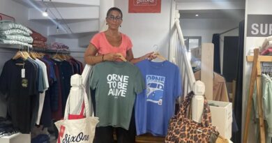 Quel souvenir rapporter d’Alençon ? Les t-shirts ornais Six One de chez Unik