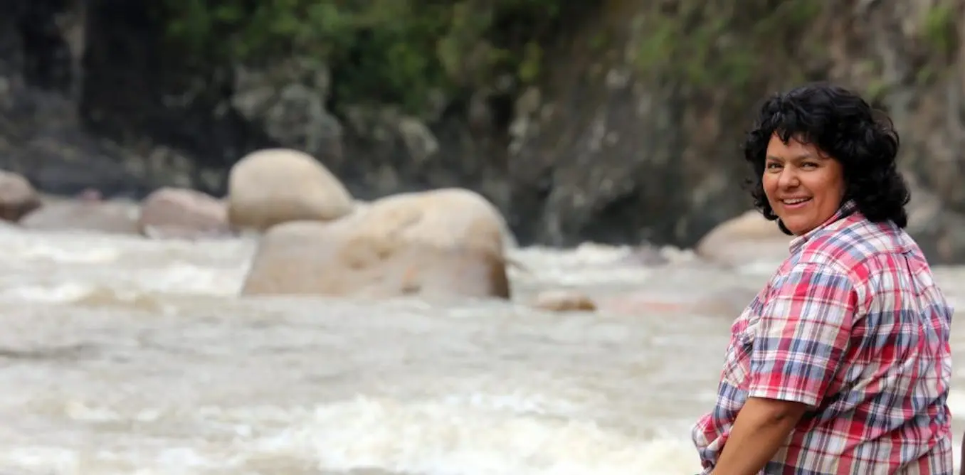 Qui était Berta Cáceres, assassinée en 2016 pour avoir défendu une rivière sacrée au Honduras ?