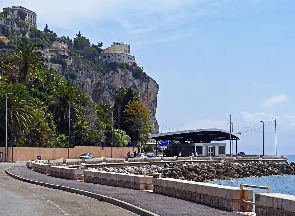 Provence Alpes Côte d’Azur, Marseille, Nice, landscape, sea, mountain, Villéenne