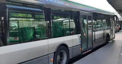 RATP. Un adolescent grièvement blessé après avoir été percuté par un bus à Paris, une enquête ouverte