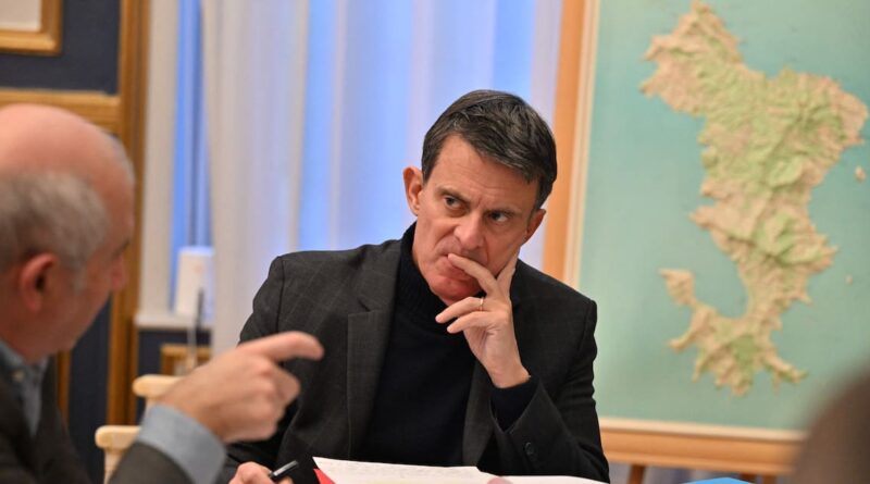 «Refondation» de Mayotte, vie chère aux Antilles… Les autres chantiers de Manuel Valls dans les outre-mer