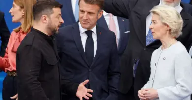 Rencontre avec Trump : von der Leyen et d’autres dirigeants européens, dont Macron, à Washington lundi aux côtés de Zelensky