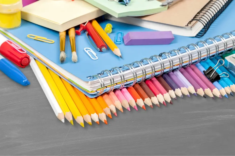 Rentrée scolaire 2025 | Comment économiser sur les fournitures scolaires