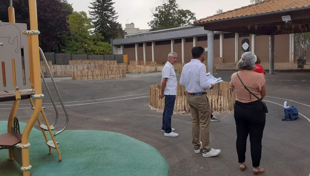 Rentrée scolaire : des cours d'écoles végétalisées à Angoulême - ici