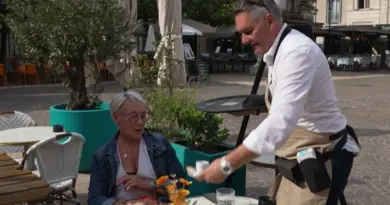 Restaurants : sont-ils trop nombreux en France ?
