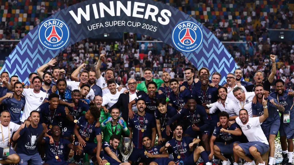 Revenu de loin, le PSG remporte la Supercoupe d'Europe aux tirs au but