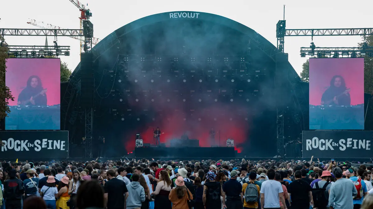 Rock en Seine : un homme interpellé pour avoir filmé sous les jupes des festivalières et des plaintes pour piqûres