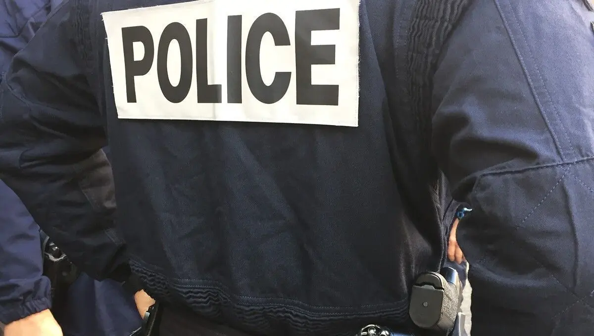 Rodéo urbain à Mont-de-Marsan : quatre individus foncent sur les policiers avant de s'enfuir - ici
