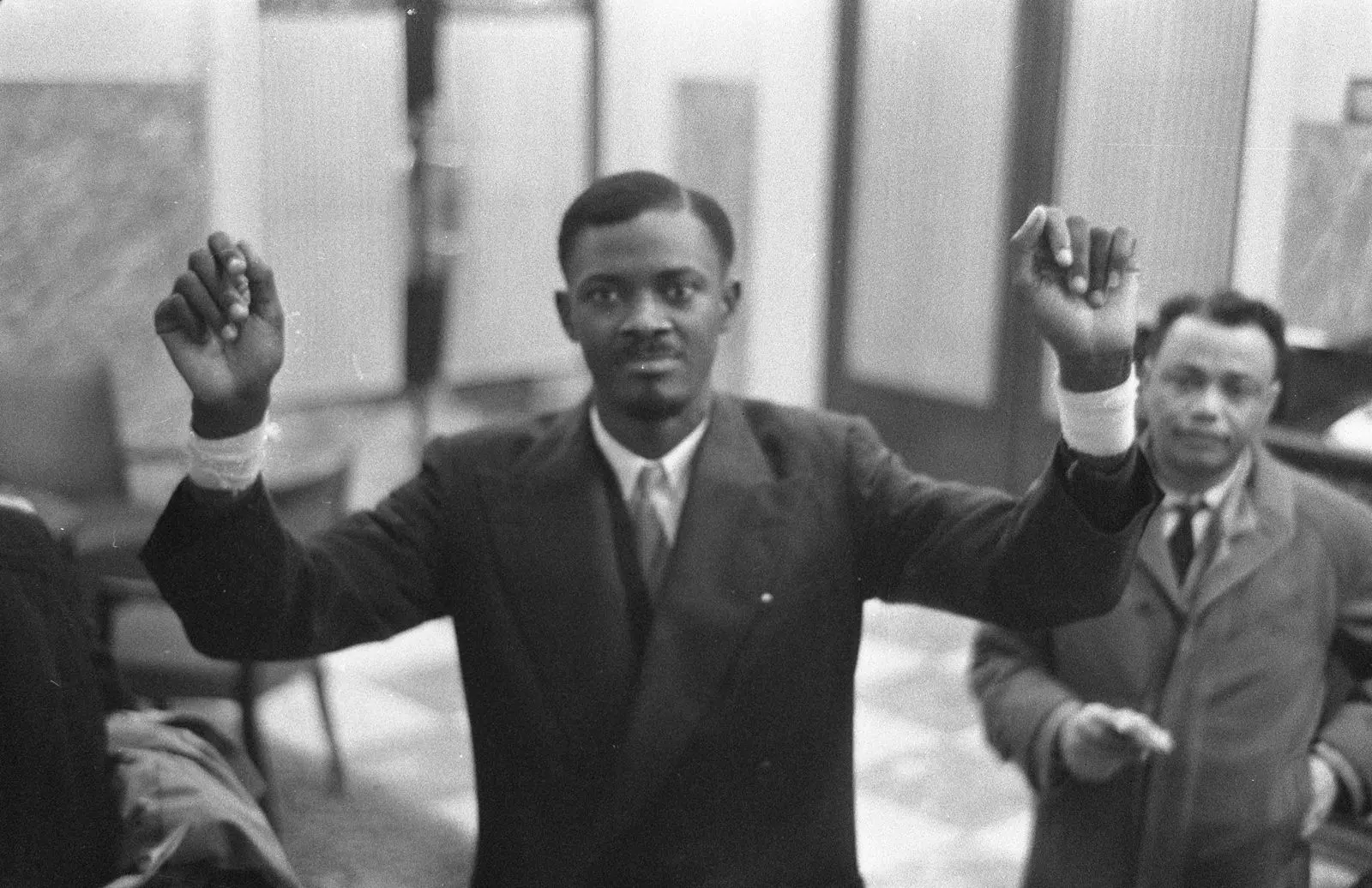 SOUNDTRACK TO A COUP D'ÉTAT | Critique du film de Johan Grimonprez