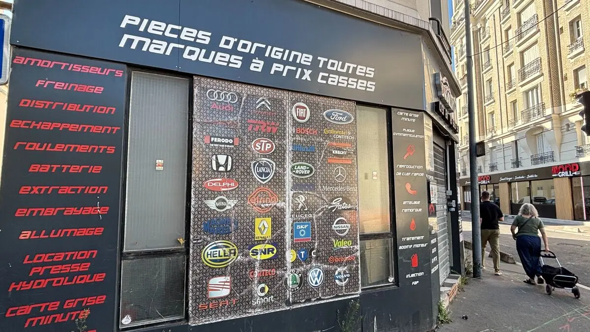 Saint-Ouen : plusieurs milliers d’euros dérobés après un braquage dans une boutique de pièces automobiles