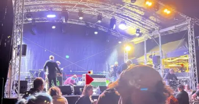 "Sale p...", "connasse" : l’ex-députée RN Mathilde Paris aurait été prise à partie lors d’un festival