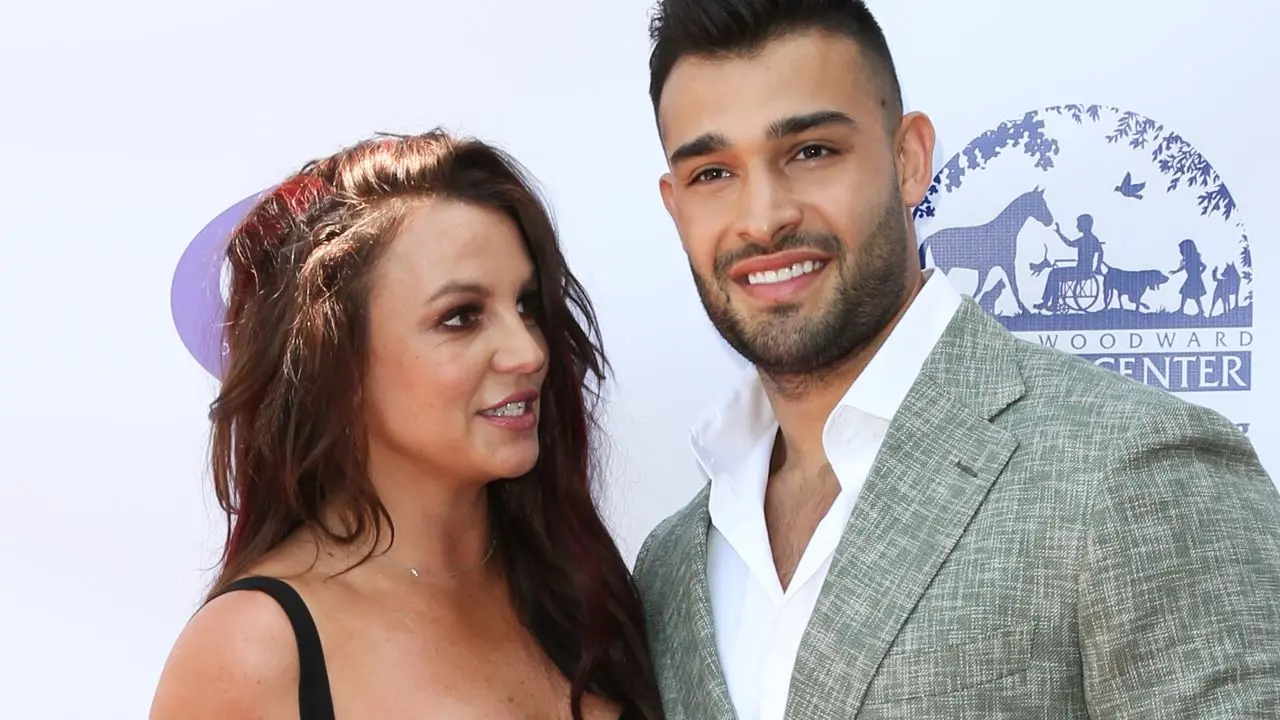 Sam Asghari répond à Britney Spears, qui considère leur mariage comme une «fausse distraction»