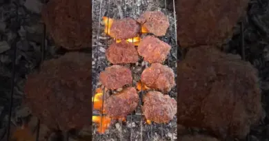 Sandwich à la saucisse chaude 🌭🌶️🔥 #shorts #cuisinefrançaise