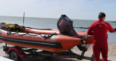 Sauvetage en Loire-Atlantique : un homme retrouvé sain et sauf sur un canoë-kayak dérivant