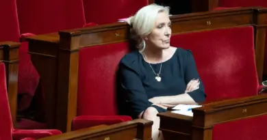 « Scandaleux », « illégitime » : la droite et l’extrême droite pleurent la censure partielle de la loi Duplomb - L'Humanité