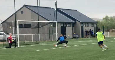 « Se maintenir le plus haut possible » : la réserve de l’Union Foot de Touraine pourrait bien jouer les trouble-fêtes en tête de Régional 1